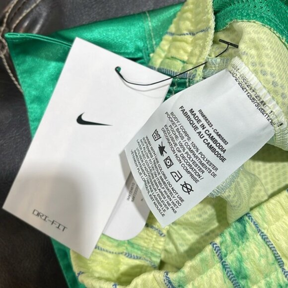 NIKE Dri-fit Elite Kids Printed Basketball Shorts - Picture 9 of 11